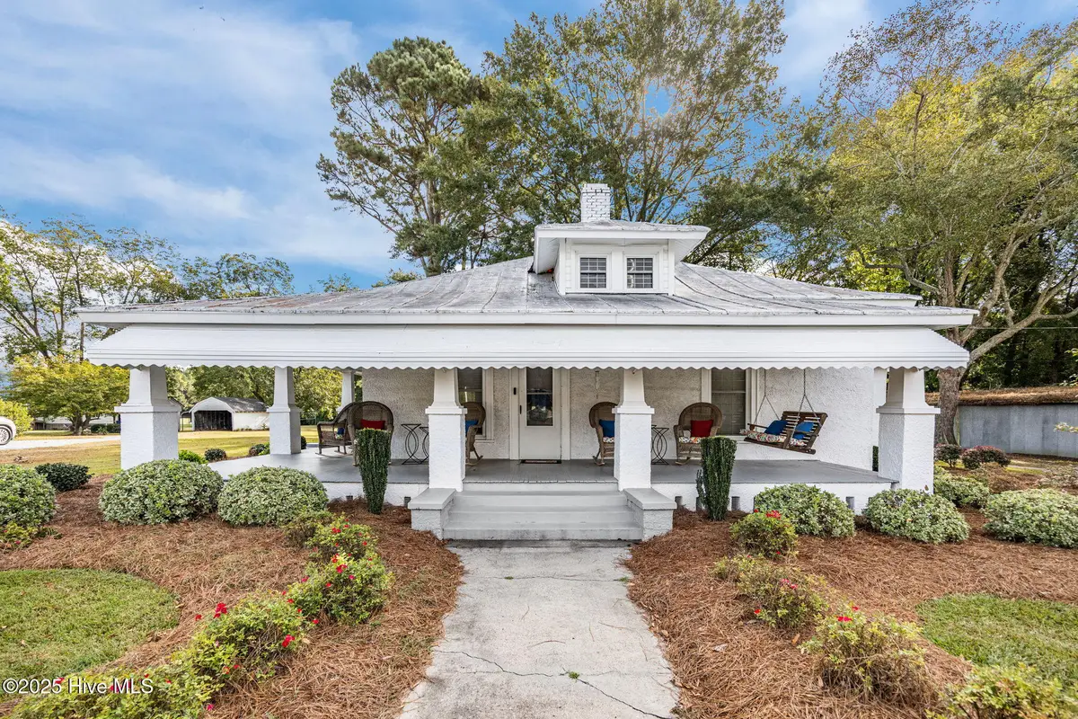 202 N Main Street, Walstonburg, NC 27888 - Image #1