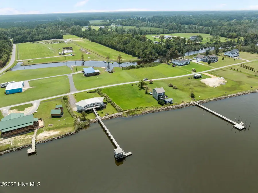 324 Owens Lane, Columbia, NC 27925 - Image #2