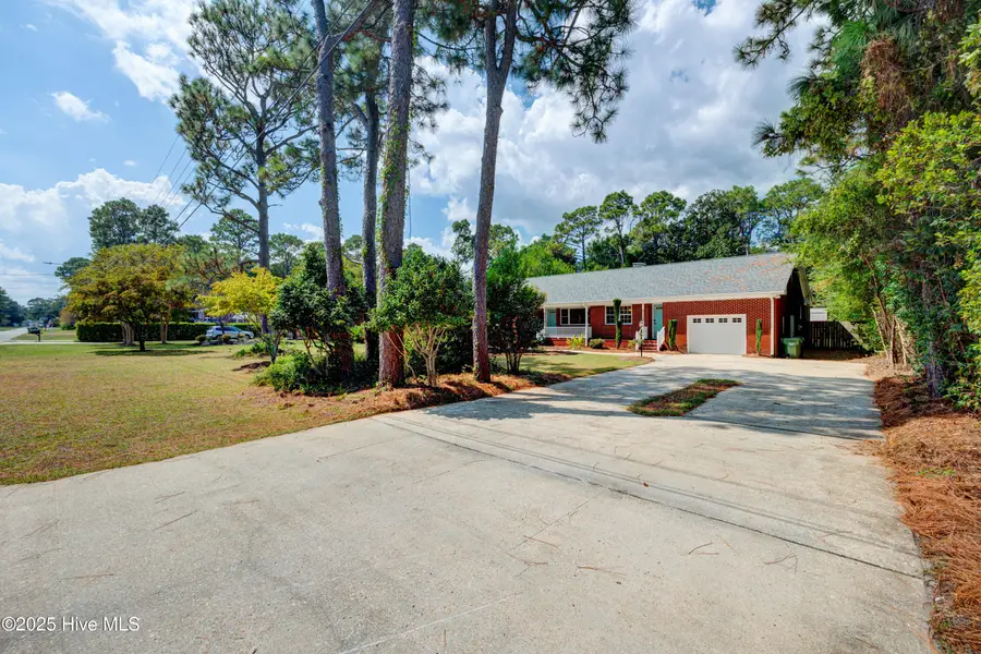 1017 Parkway Boulevard, Wilmington, NC 28412 - Image #2