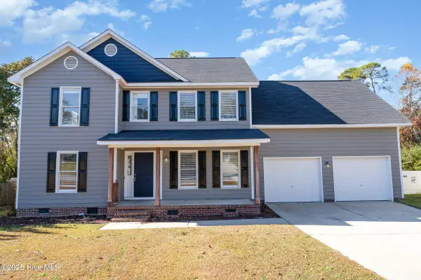 1908 Daphne Circle, Fayetteville, NC 28304