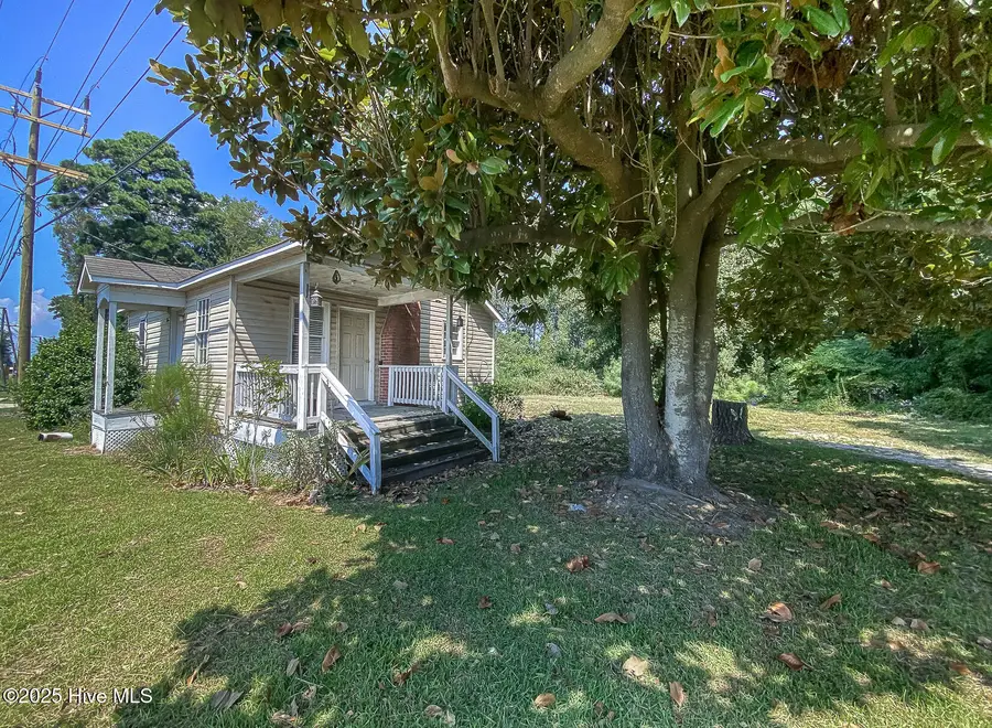 8533 Caratoke Highway, Powells Point, NC 27966 - Image #2