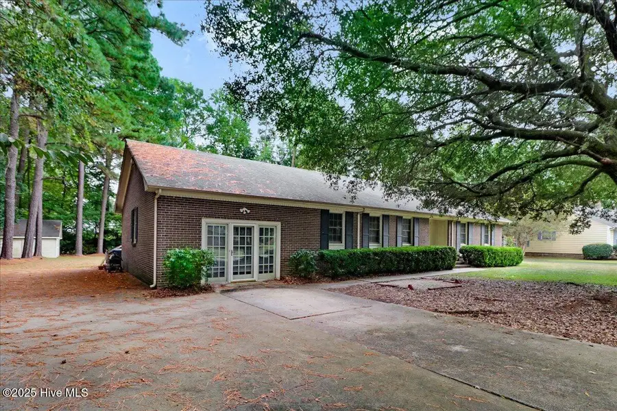 2407 Sparre Drive, Kinston, NC 28504 - Image #2