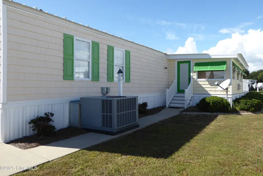 405 Snow Goose Lane, Newport, NC 28570 - Image #2