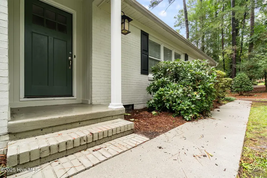 50 Wildwood Court, Southern Pines, NC 28387 - Image #2