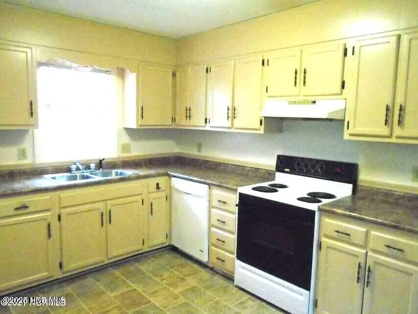 110 King George Court, Jacksonville, NC 28546 - Image #3