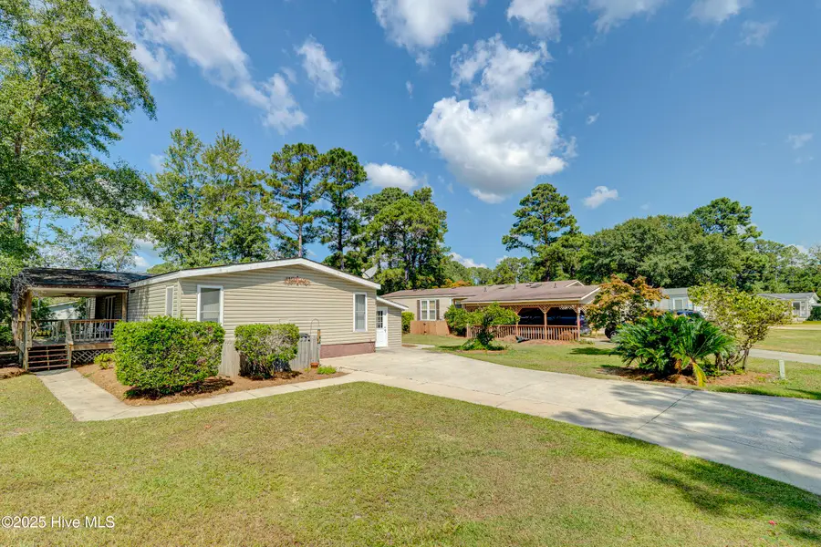 609 Outrigger Court, Hampstead, NC 28443 - #2