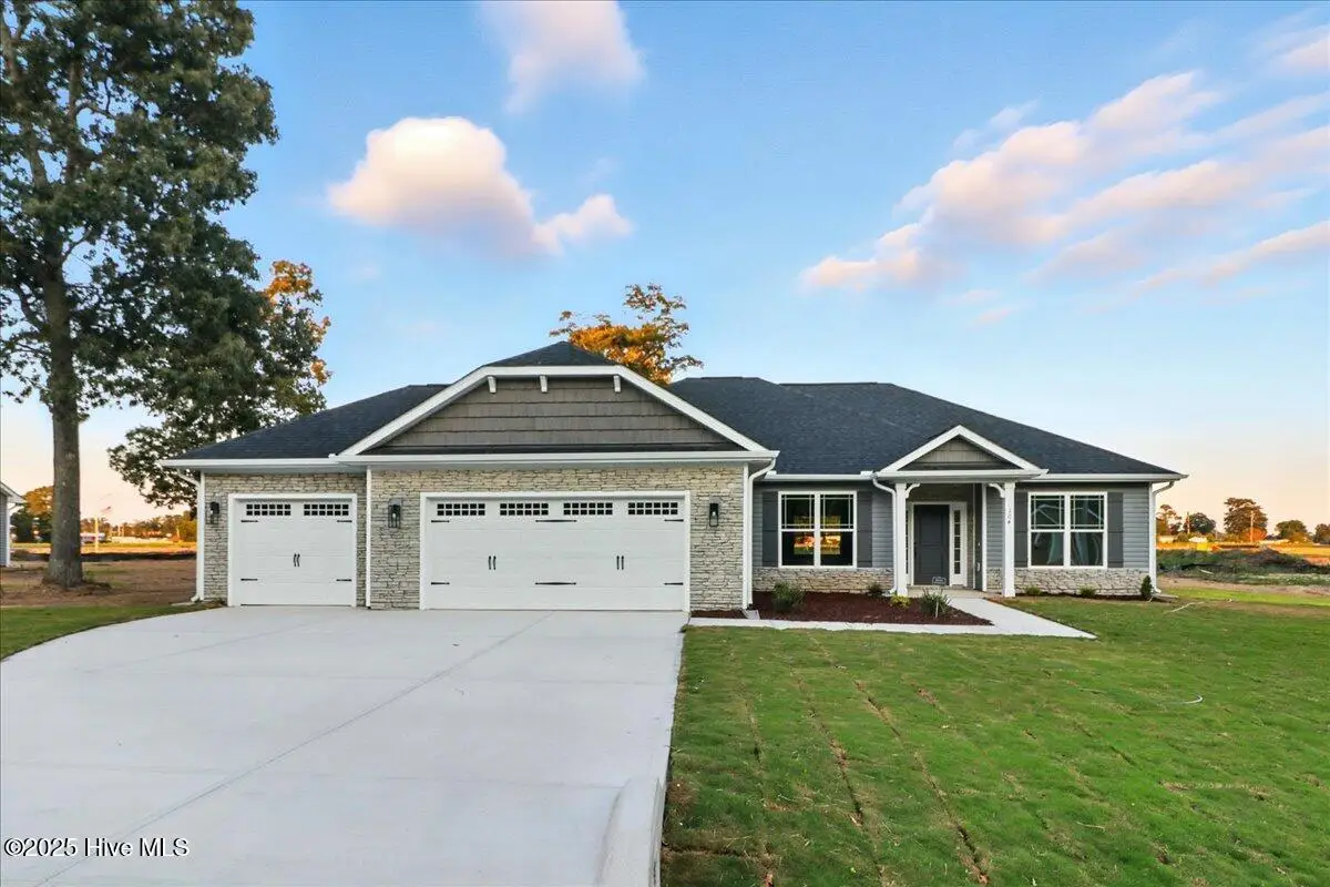 102 Brighton Street, La Grange, NC 28551 - Image #1