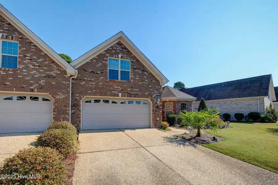 2438 W Oak Bridge Way Ne, Leland, NC 28451 - Image #2