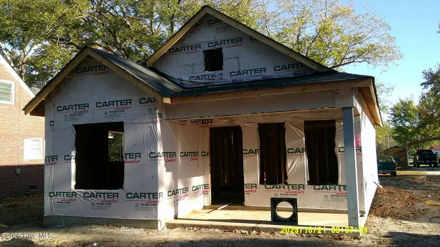 404 W James Street, La Grange, NC 28551 - Image #3