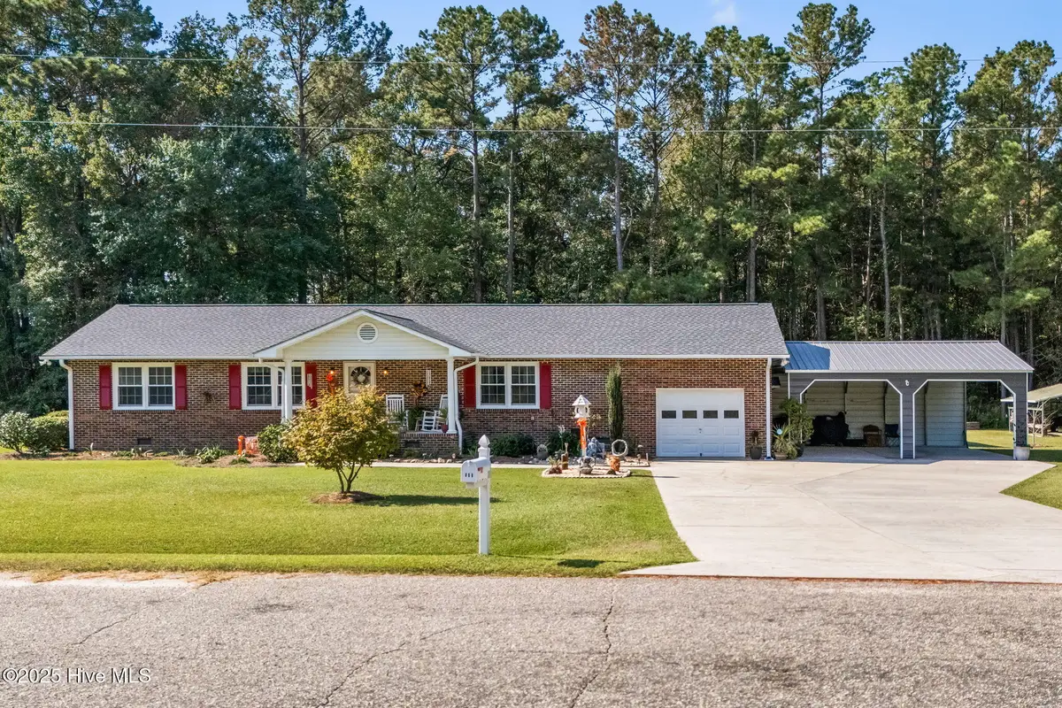 111 Pineland Woods Drive, Whiteville, NC 28472 - Image #1