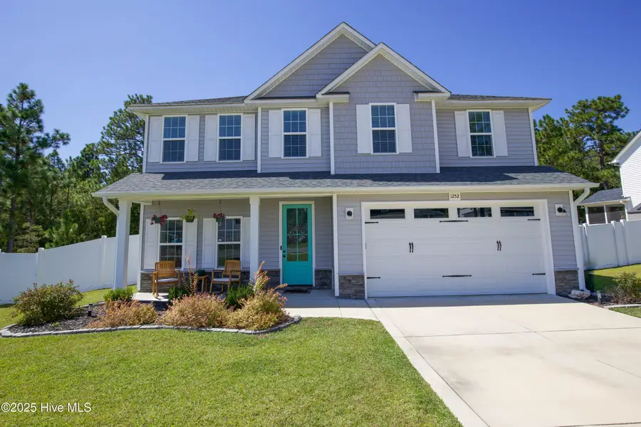 1252 Yellowwood Drive, Aberdeen, NC 28315 - Image #2