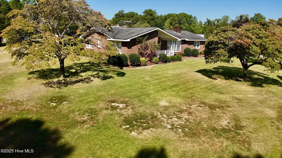 100 Cedar Street, Dudley, NC 28333 - Image #2