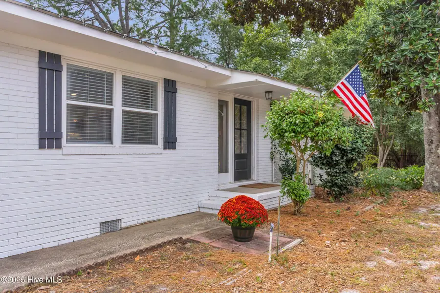 6046 Shiloh Drive, Wilmington, NC 28409 - Image #2