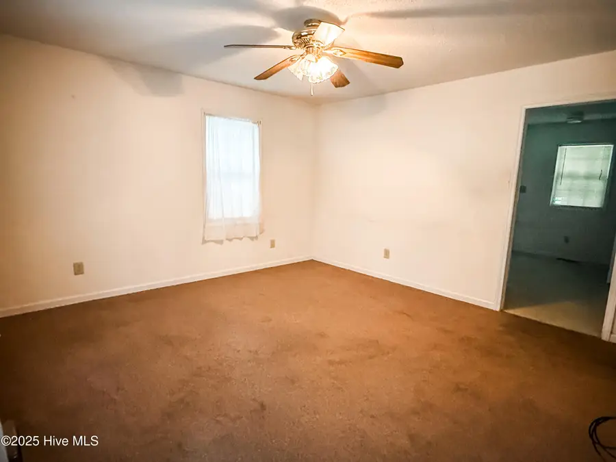 2110 Shamrock Drive E, Wilson, NC 27893 - Image #2