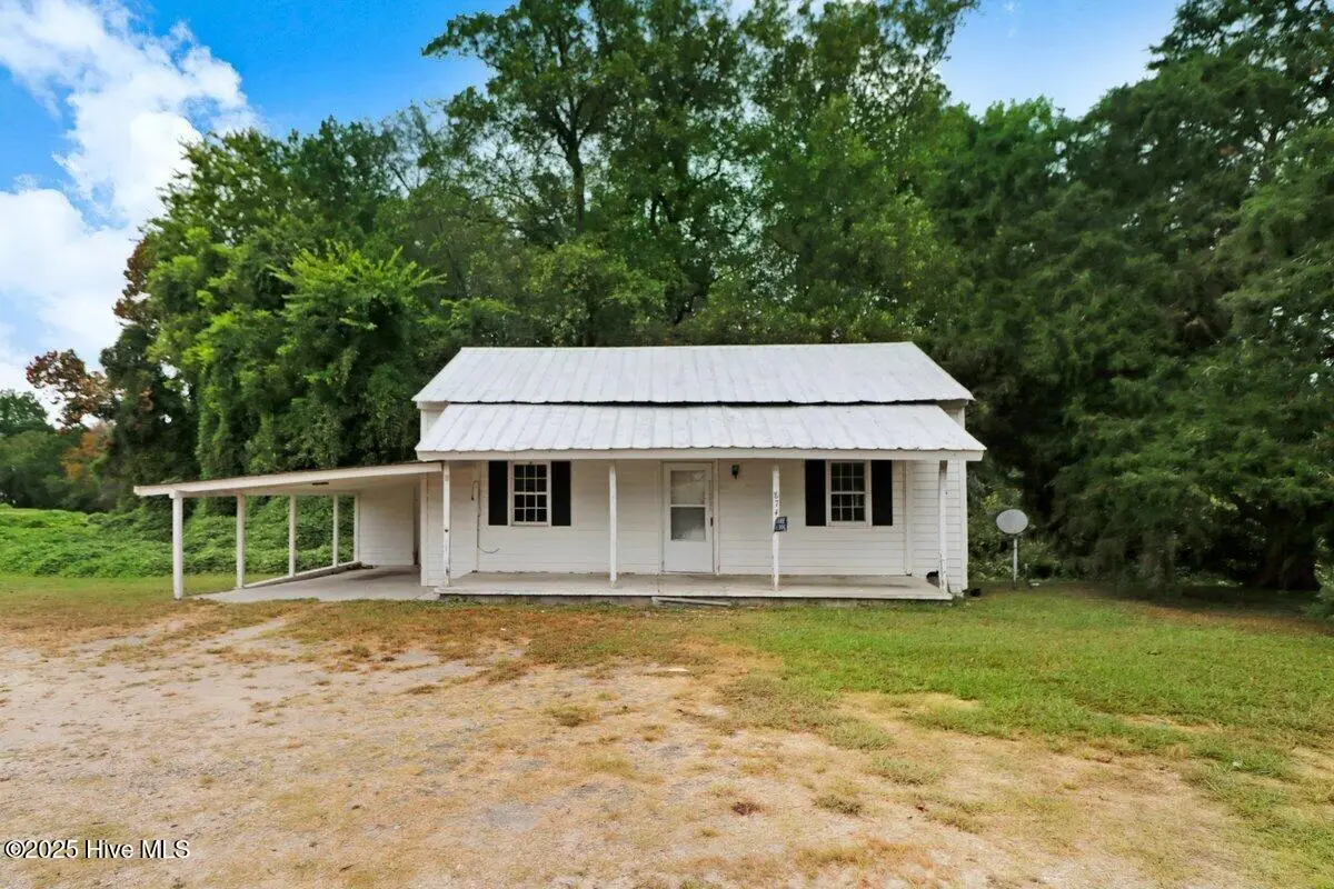 269 S Coral Bells Way, Four Oaks, NC 27524 - Image #1