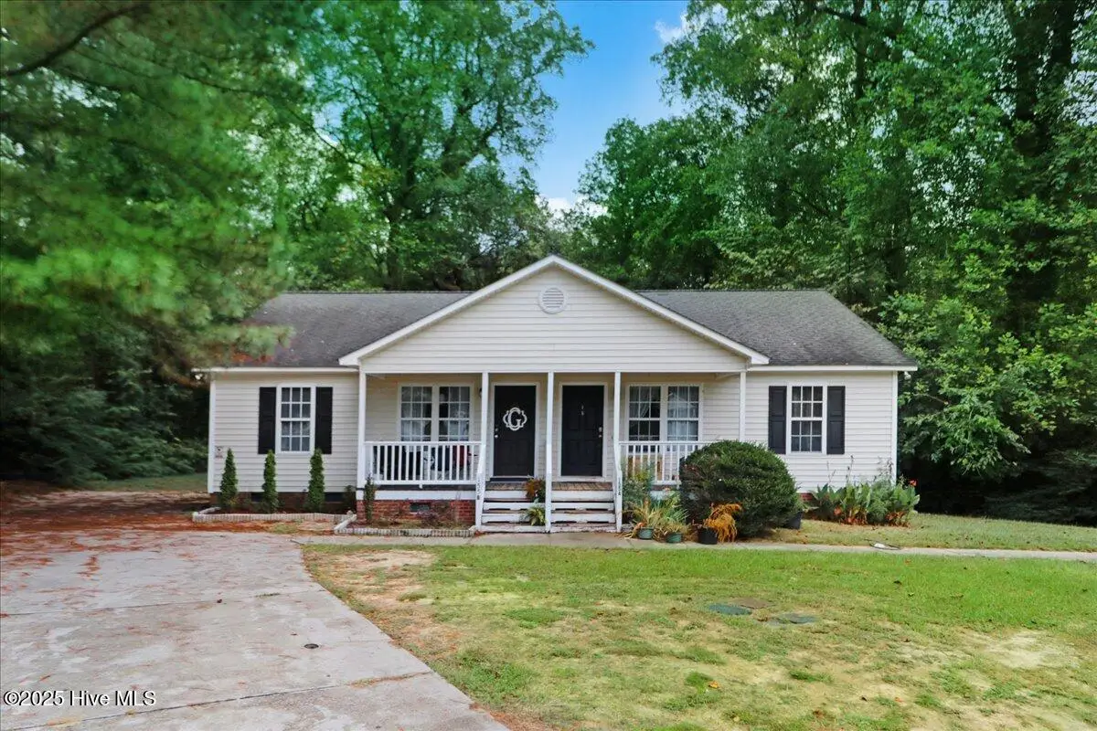 155 Creekside Drive, Four Oaks, NC 27524 - Image #1