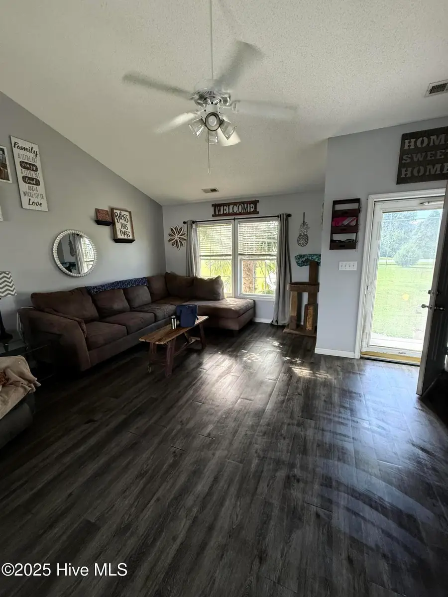 607 Aydlett Road, Aydlett, NC 27916 - Image #3