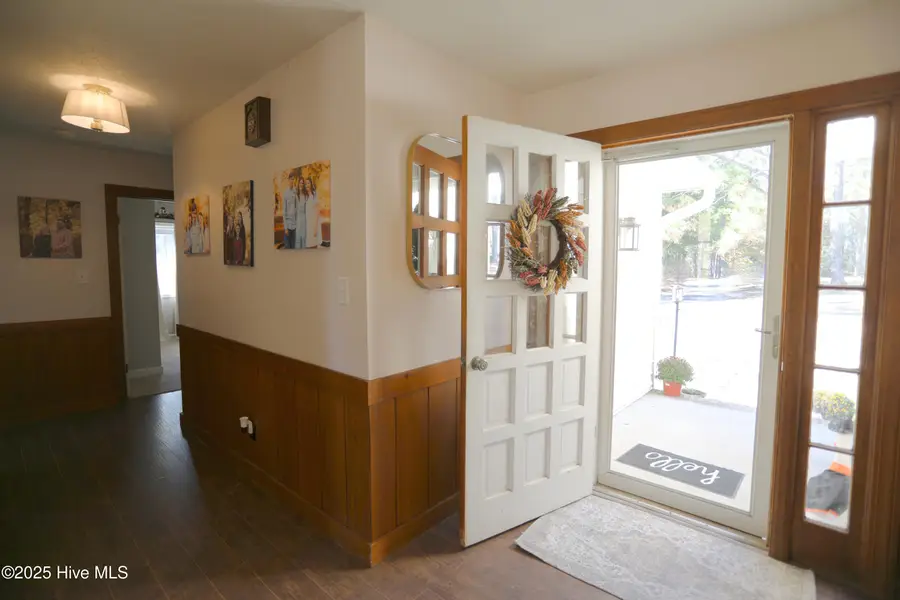 104 E Devonshire Avenue, West End, NC 27376 - Image #3