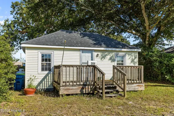 304 N 21st Street, Morehead City, NC 28557