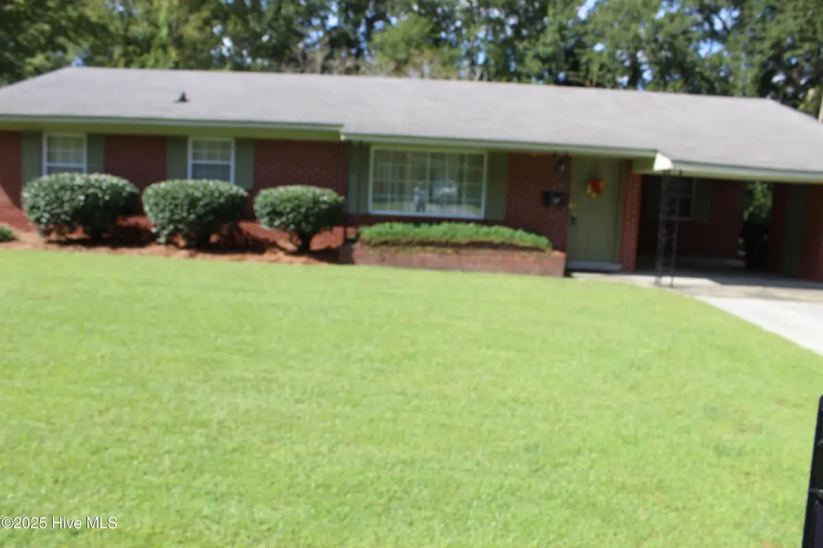 209 Oak Street, Wallace, NC 28466 - Image #1