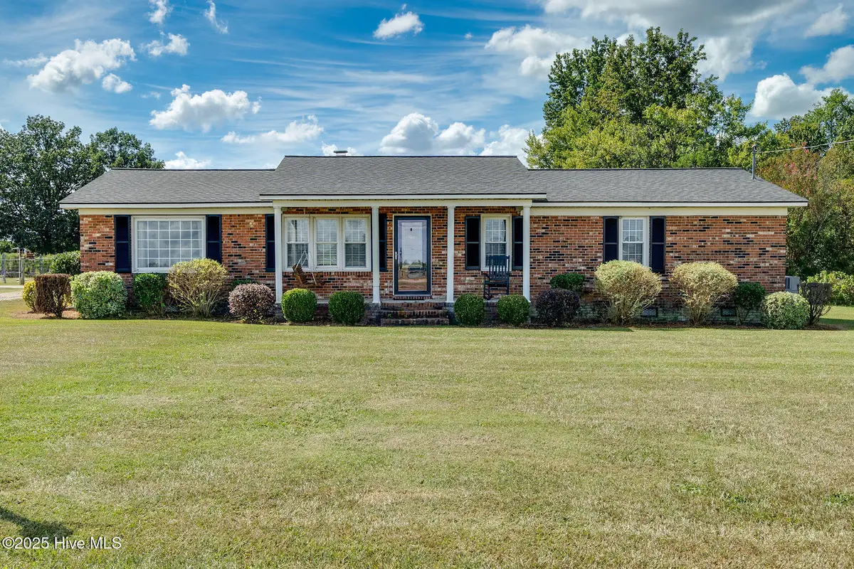 122 Paul Ed Dail Road, Kenansville, NC 28349 - Image #1