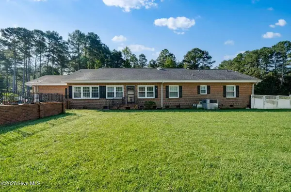 159 Meadowbrook Lane, Warsaw, NC 28398