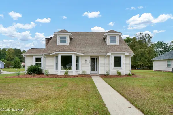 227 Woodcrest Court, Jacksonville, NC 28540