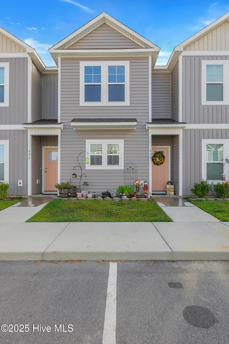 624 Jacks Crossing Drive, Hubert, NC 28539 - Image #2