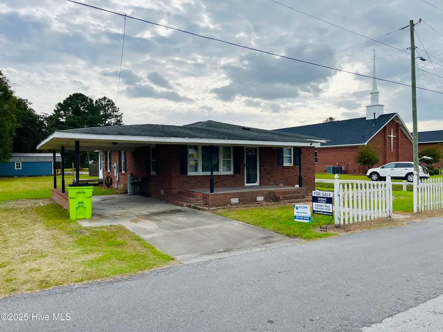 207 W Railroad Street, Cove City, NC 28523 - Image #2