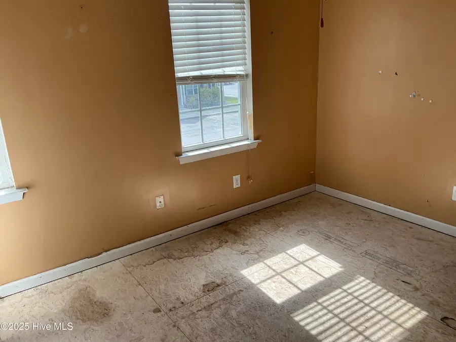 9002 Banister Loop, Jacksonville, NC 28546 - Image #3