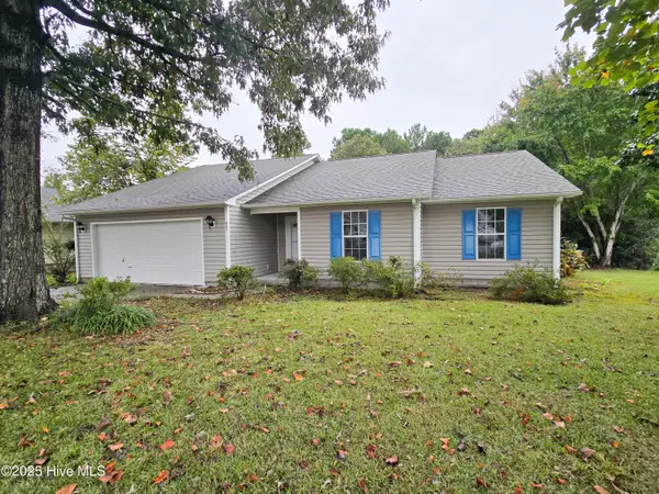 433 Boysenberry Lane, Hubert, NC 28539