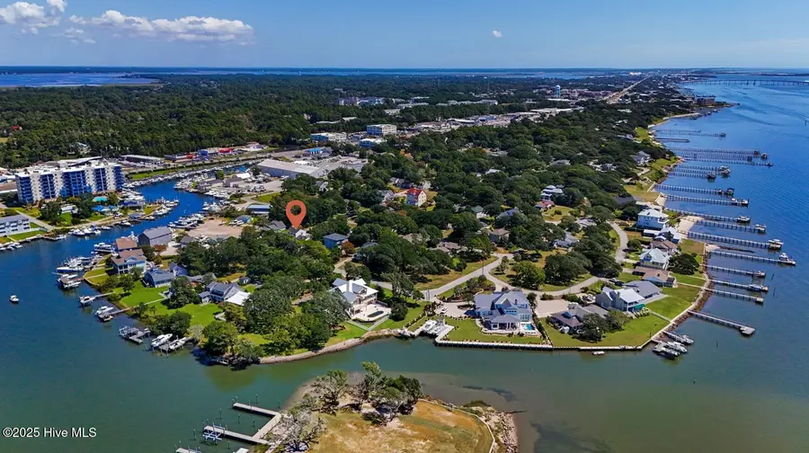 205 Roanoke Avenue, Morehead City, NC 28557 - Image #2