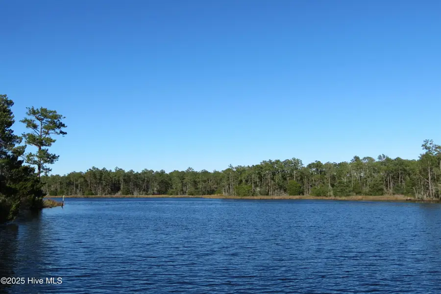 375 Tar Creek Road, Oriental, NC 28571 - Image #2