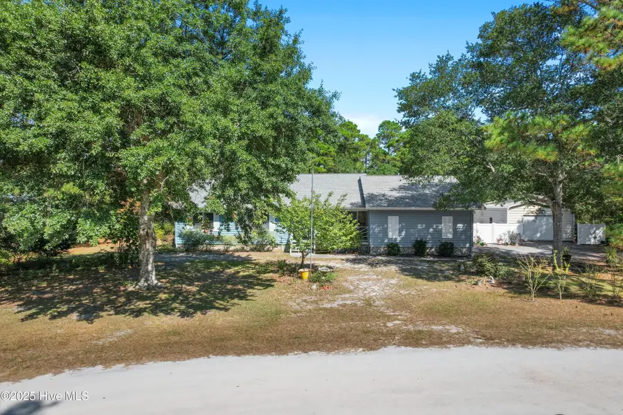 1894 Muriel Street Sw, Supply, NC 28462 - Image #2