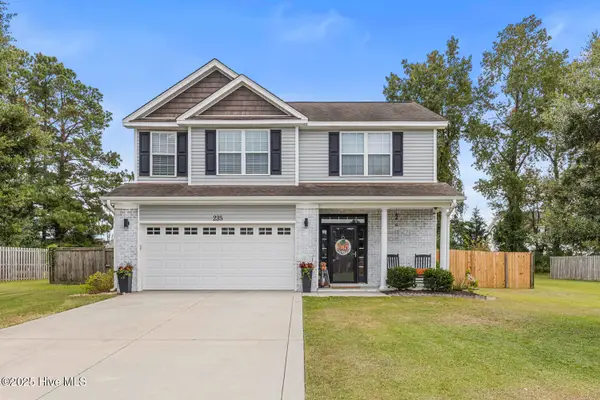 235 Maidstone Drive, Richlands, NC 28574