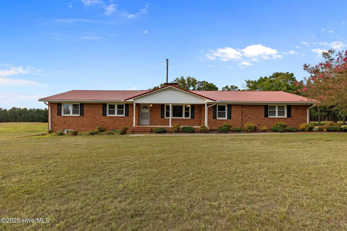 241 Hight Road, Aberdeen, NC 28315 - Image #1