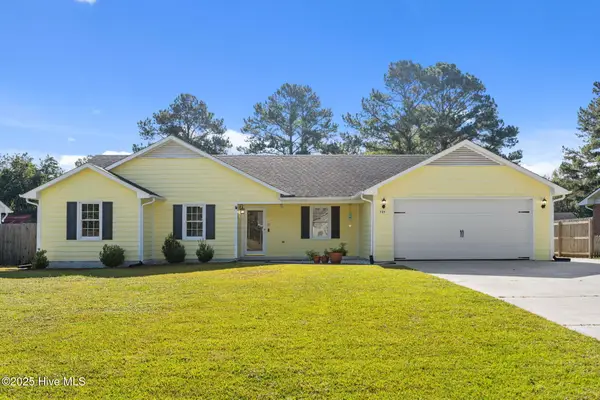 725 Stonewall Avenue, Jacksonville, NC 28540