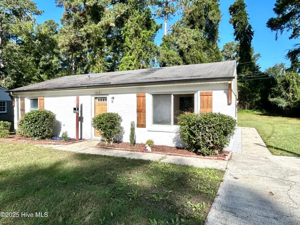 16081 Bronco Drive, Laurinburg, NC 28352 - Image #1