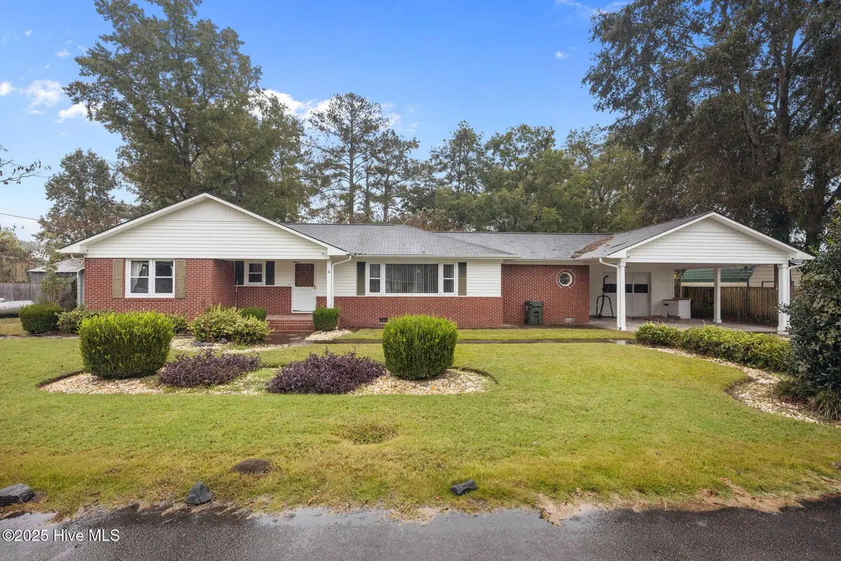 417 Ipock Street, Vanceboro, NC 28586 - Image #1