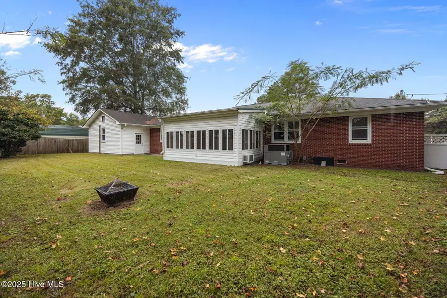 417 Ipock Street, Vanceboro, NC 28586 - Image #2