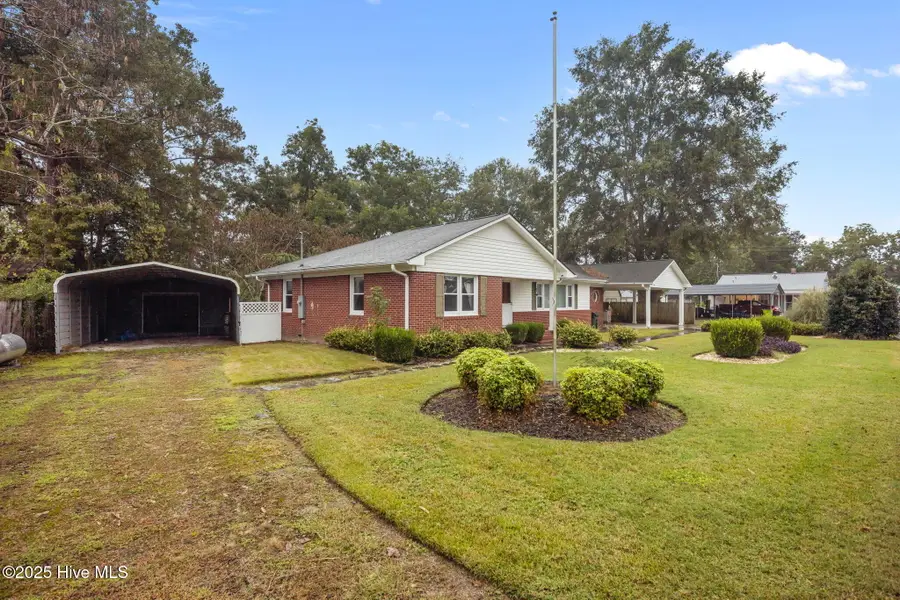 417 Ipock Street, Vanceboro, NC 28586 - Image #3