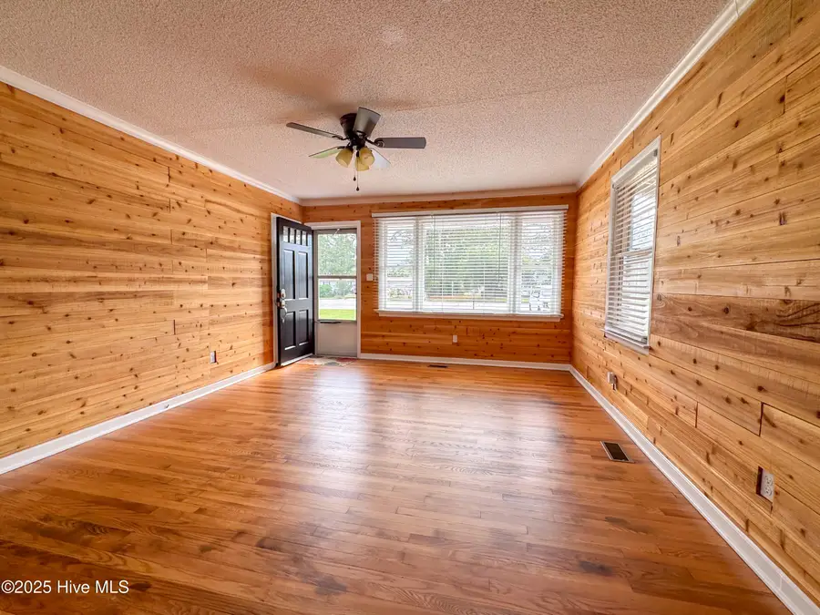 1810 N Road Street, Elizabeth City, NC 27909 - Image #3