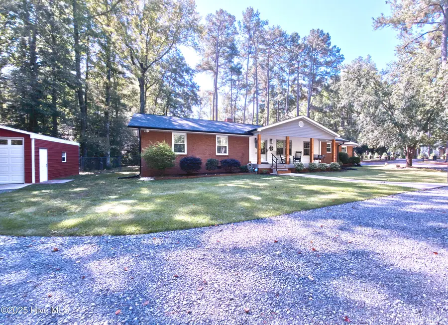 508 S Glenwood Trail, Southern Pines, NC 28387 - Image #2