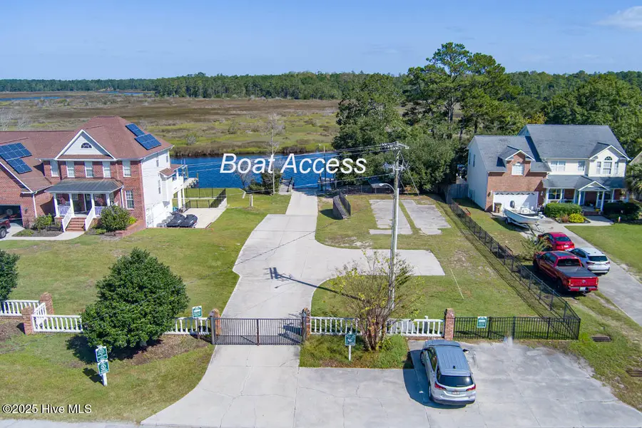 251 E Ivybridge Drive, Hubert, NC 28539 - Image #3