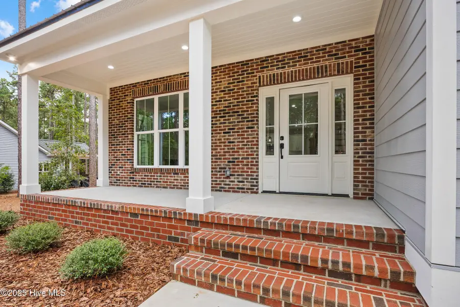 284 Longleaf Drive, West End, NC 27376 - Image #2