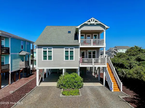 123 Brunswick Avenue E, Holden Beach, NC 28462