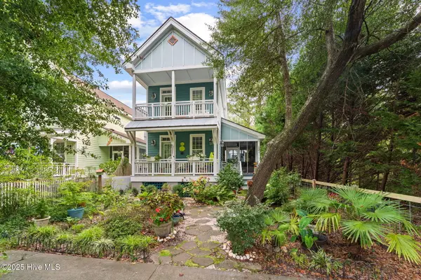 826 N Caswell Avenue, Southport, NC 28461