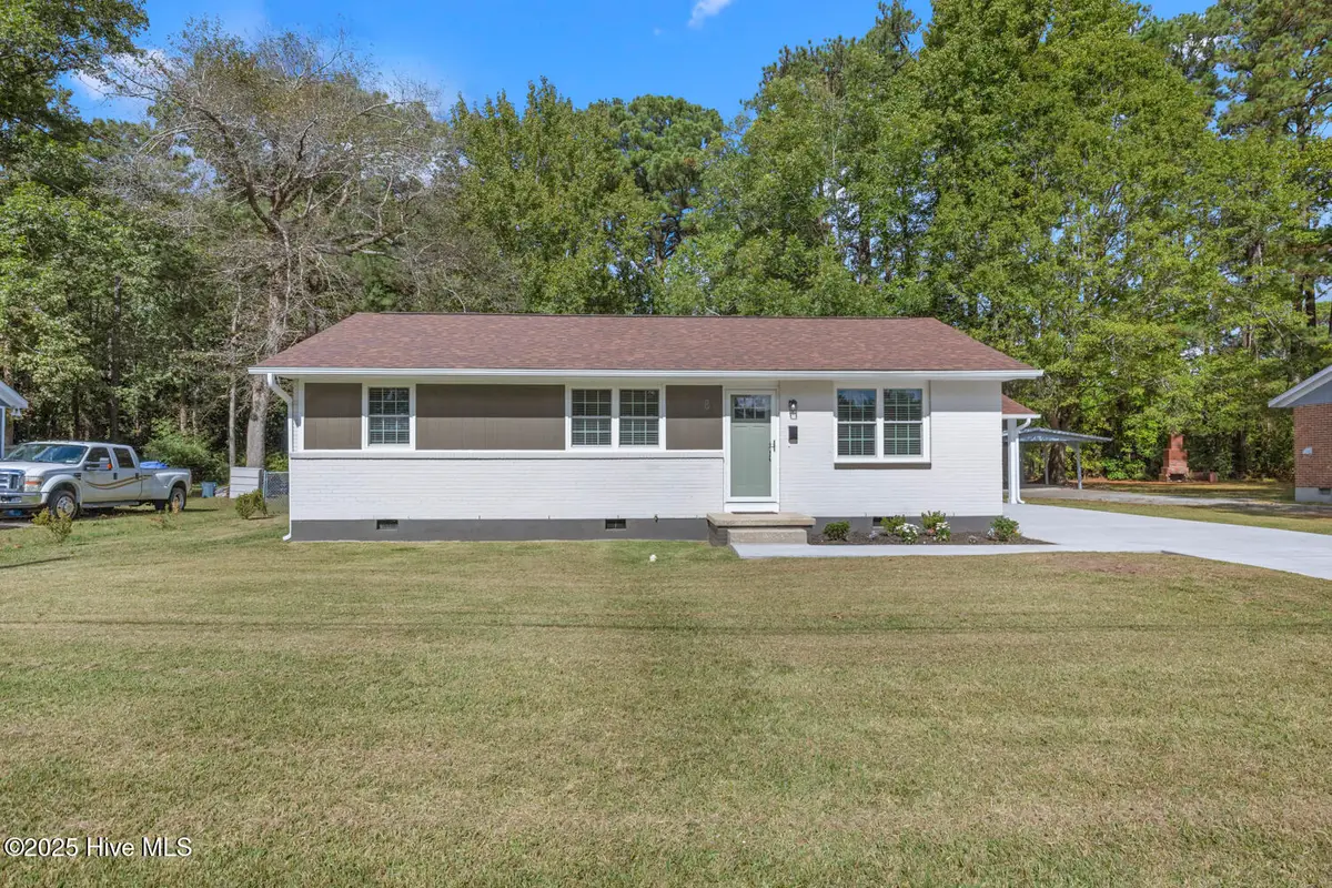 8 Carver Road, Jacksonville, NC 28540 - Image #1