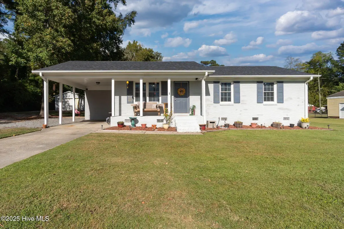 329 Mccrae Street, Grifton, NC 28530 - Image #1