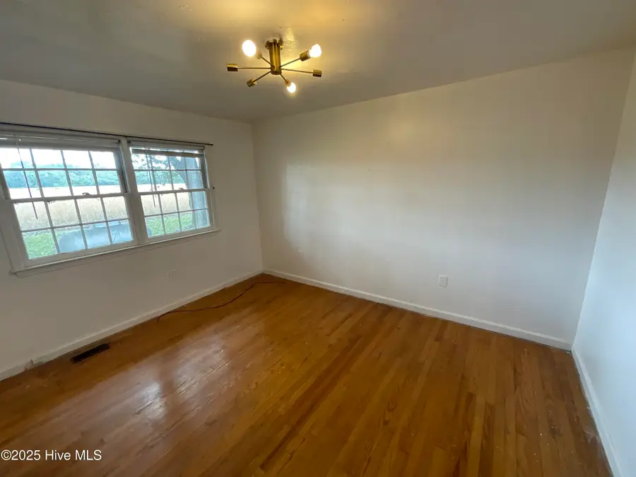 336 Wellstown Road, Rose Hill, NC 28458 - Image #2